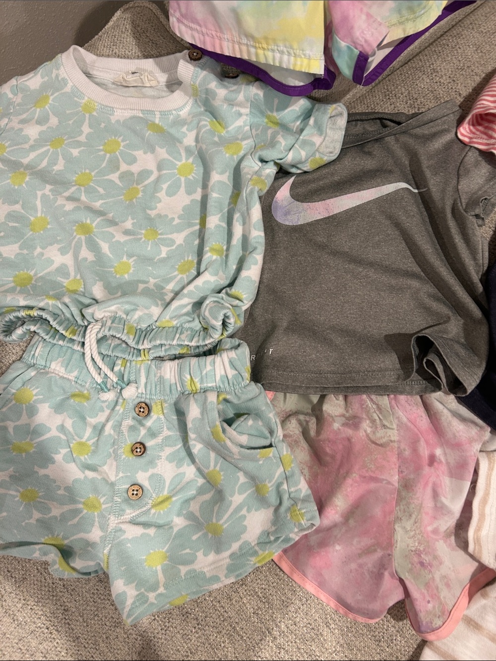 18 Month Bundle - Picture 5 of 9